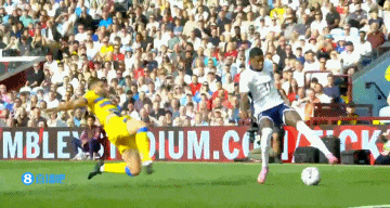 世预赛-英格兰2-0安道尔小组赛4战全胜 马杜埃凯造乌龙赖斯破门