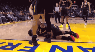 开云体育入口-巴特勒赛季报销后交易？！大JB笑了！库里想哭！最新回应来了！