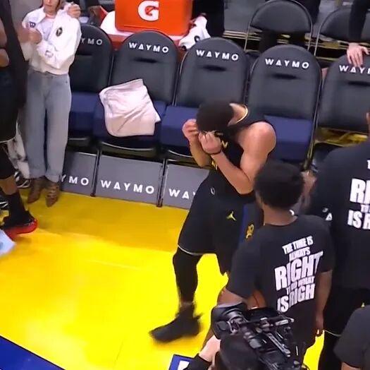 开云体育入口-巴特勒赛季报销后交易？！大JB笑了！库里想哭！最新回应来了！