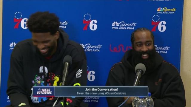 1647525812610018210.jpg 开云体育官网-【夜读】你敢信?国足很多签名出自队医